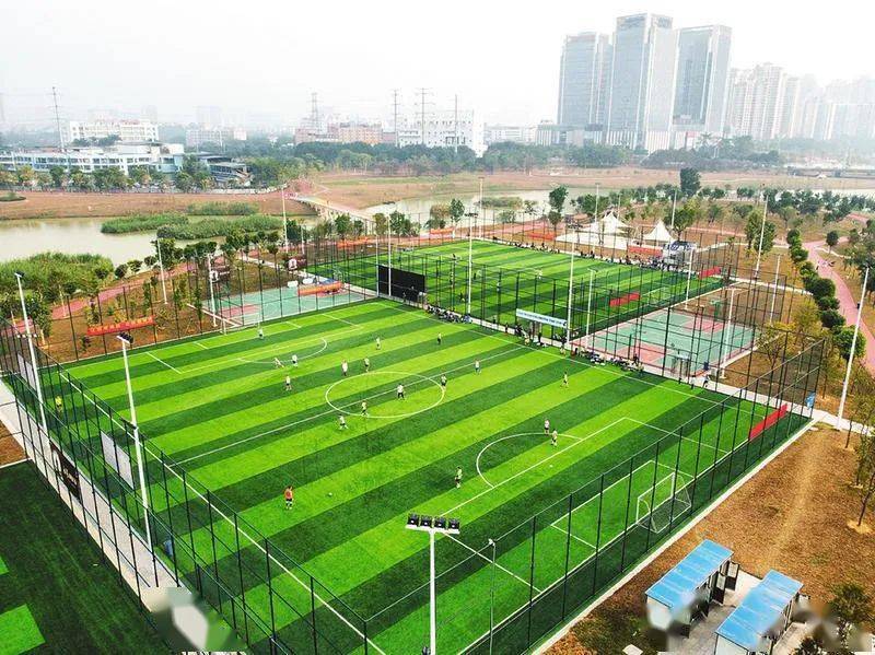 构建更高水平的全民健身公共服务体系,2023年建成狮山公园体育公园