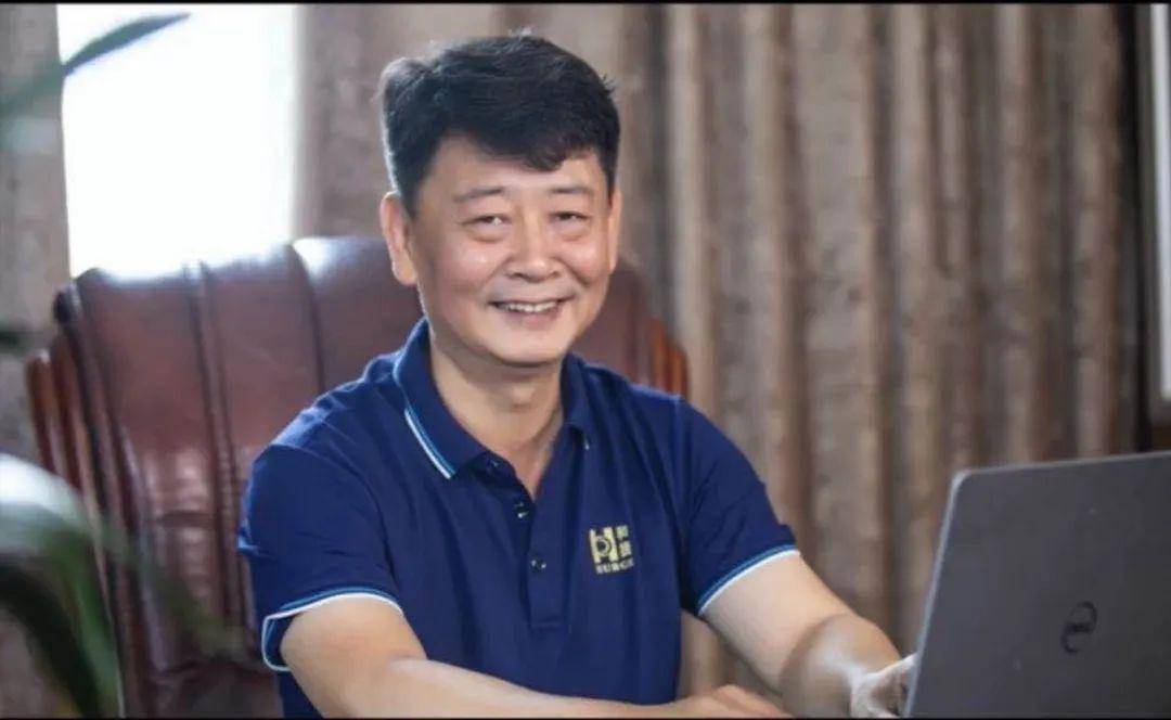 长沙和捷实业有限公司总经理彭坚聆听政府工作报告,深刻感受到2023年
