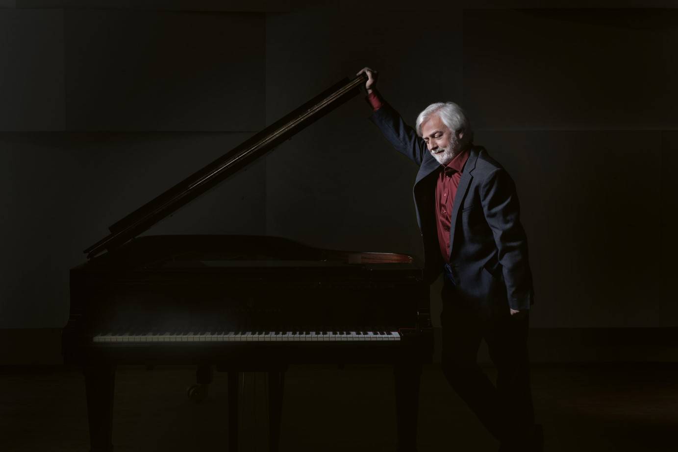 带着钢琴漂洋过海,齐默尔曼征服上海乐迷_演出_肖邦_音乐会
