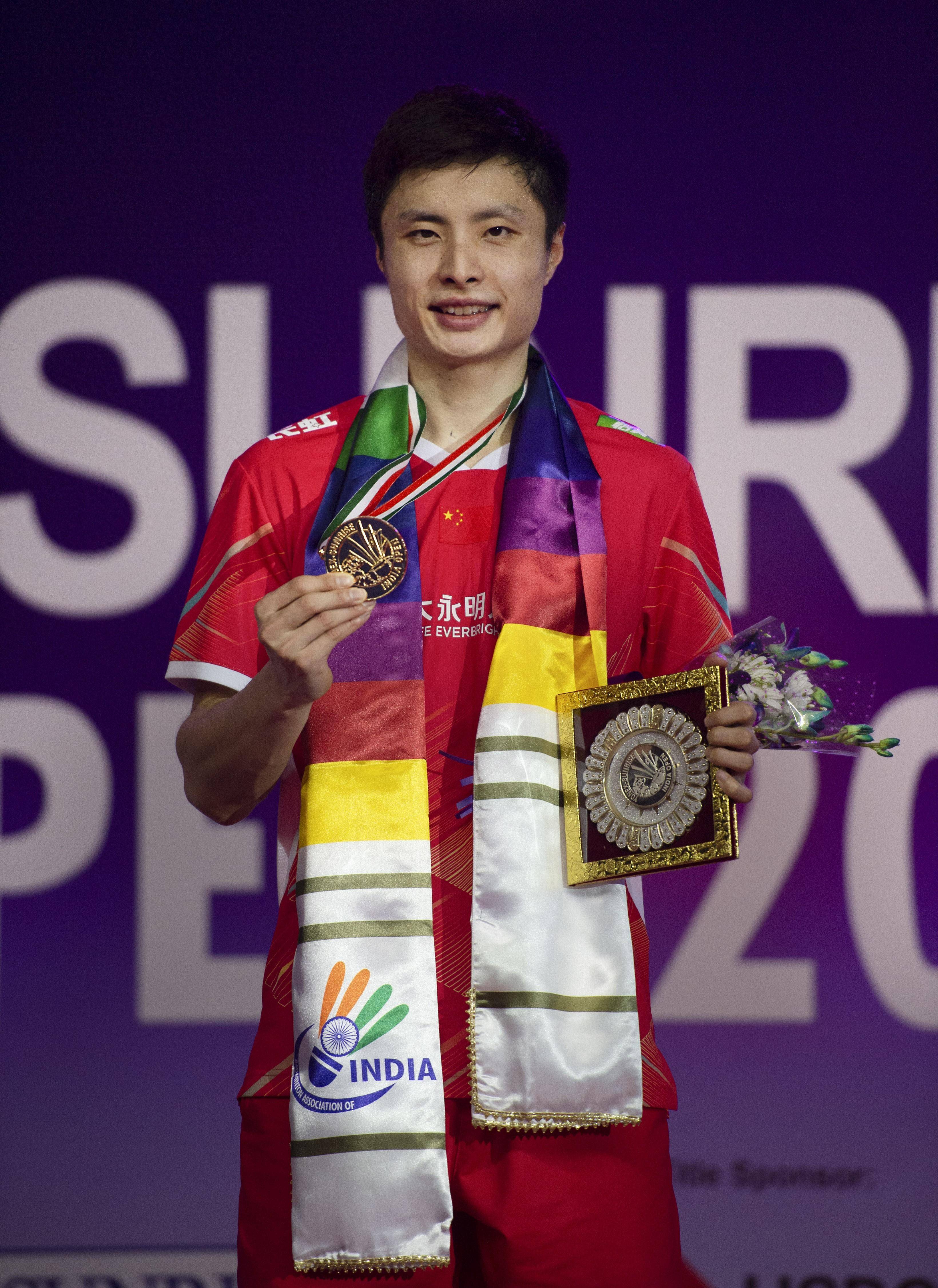 石宇奇获印度羽毛球公开赛男单冠军