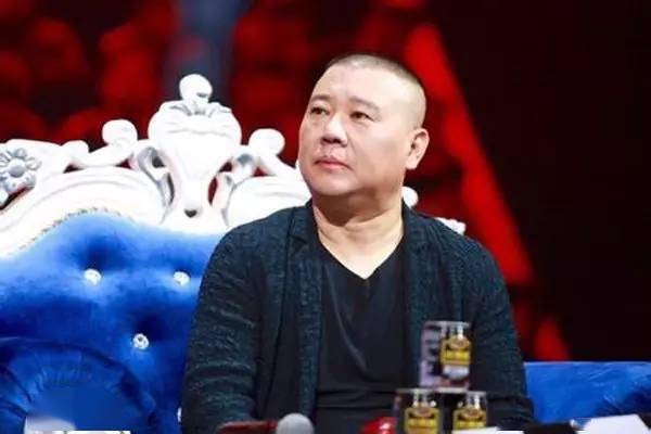 郭德纲50个损人金句,笑一笑减压!_人家_低调_背影