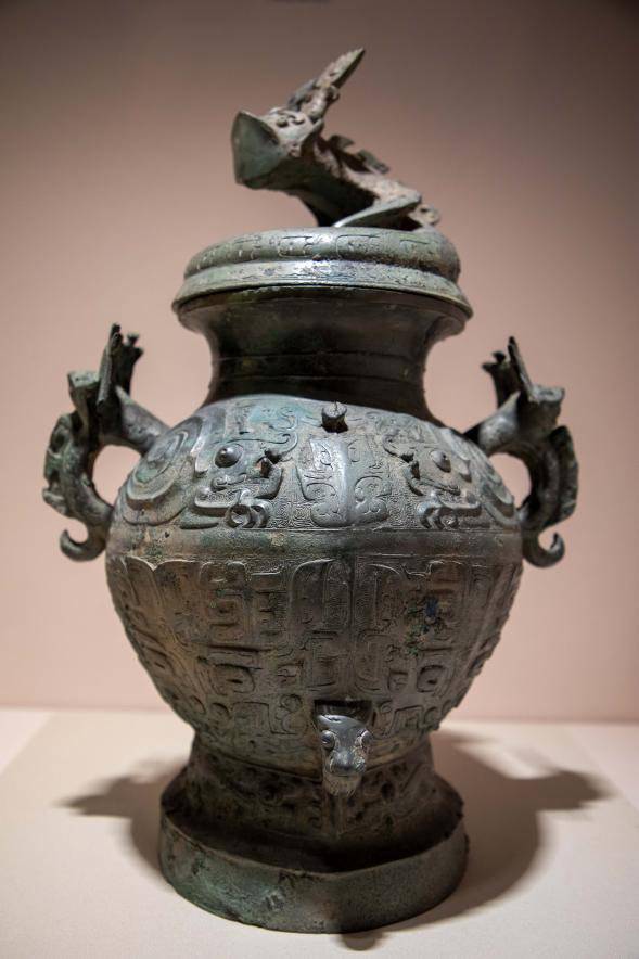 三星堆龙形铜饰首次亮相 川博新展"龙"重登场_展览_四川博物院_文化