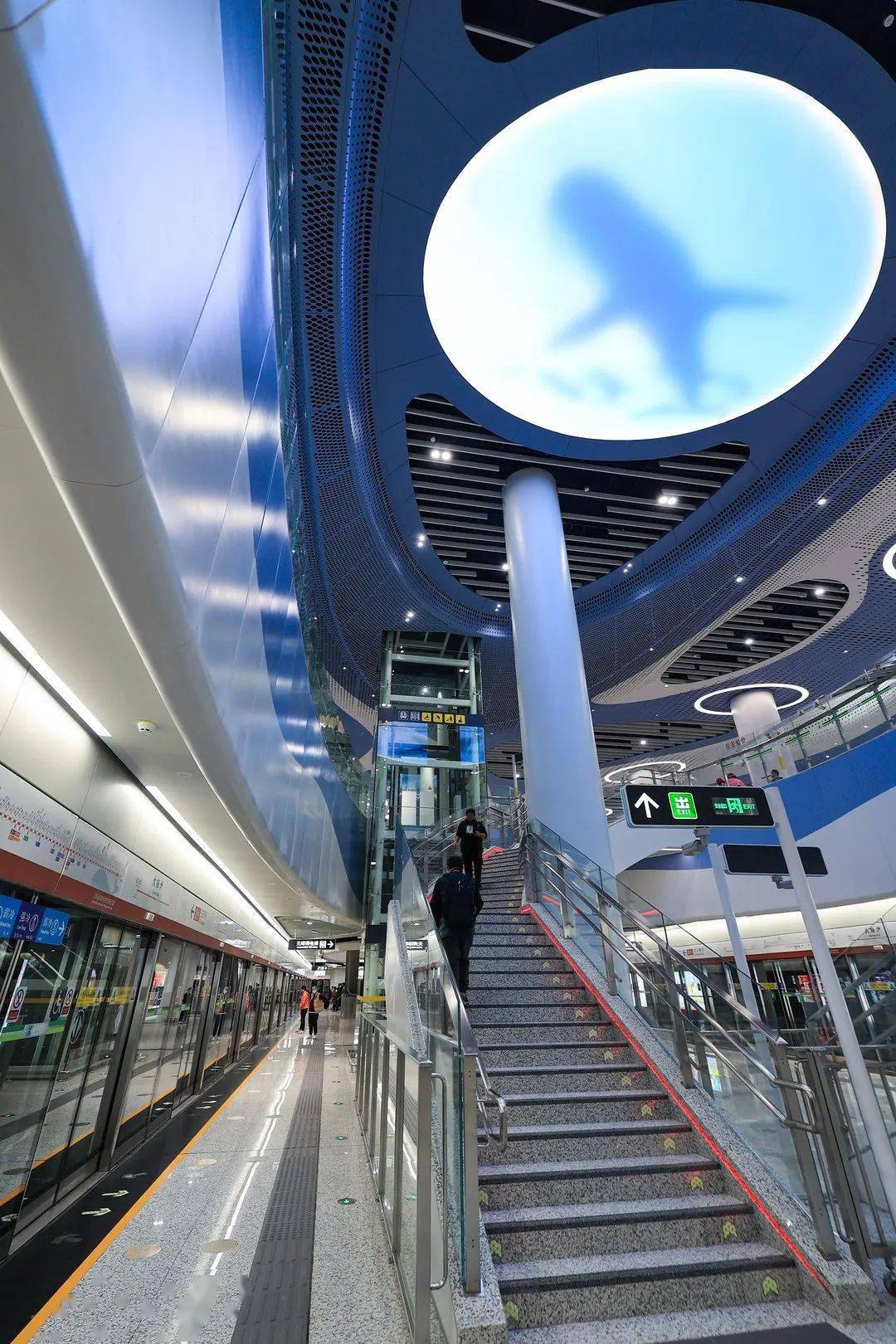 深圳地铁8号线二期工程开通近一个月以来,鸿安围,盐田墟,大梅沙