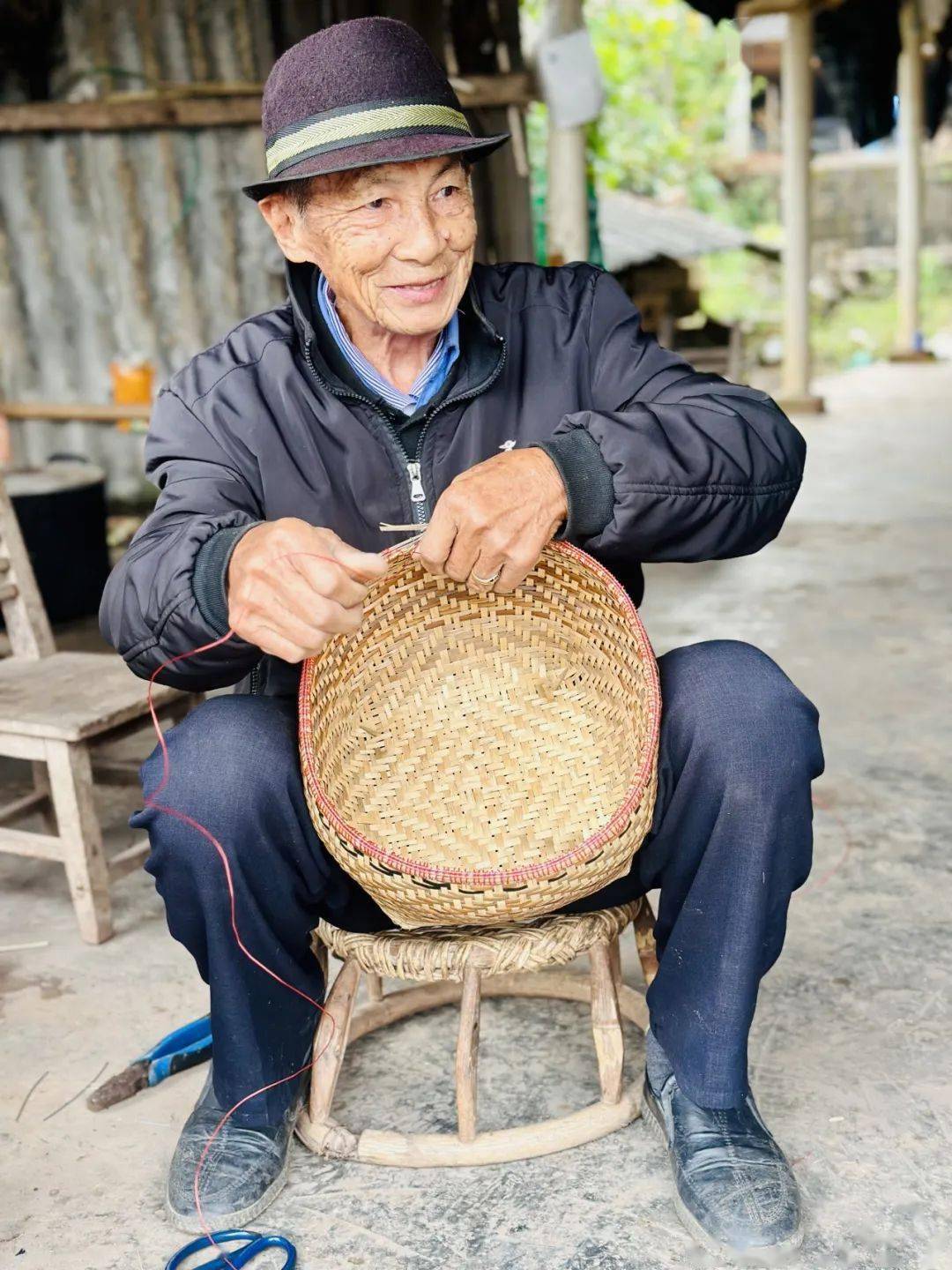 边境地区傣族村寨传统产业的路径依赖