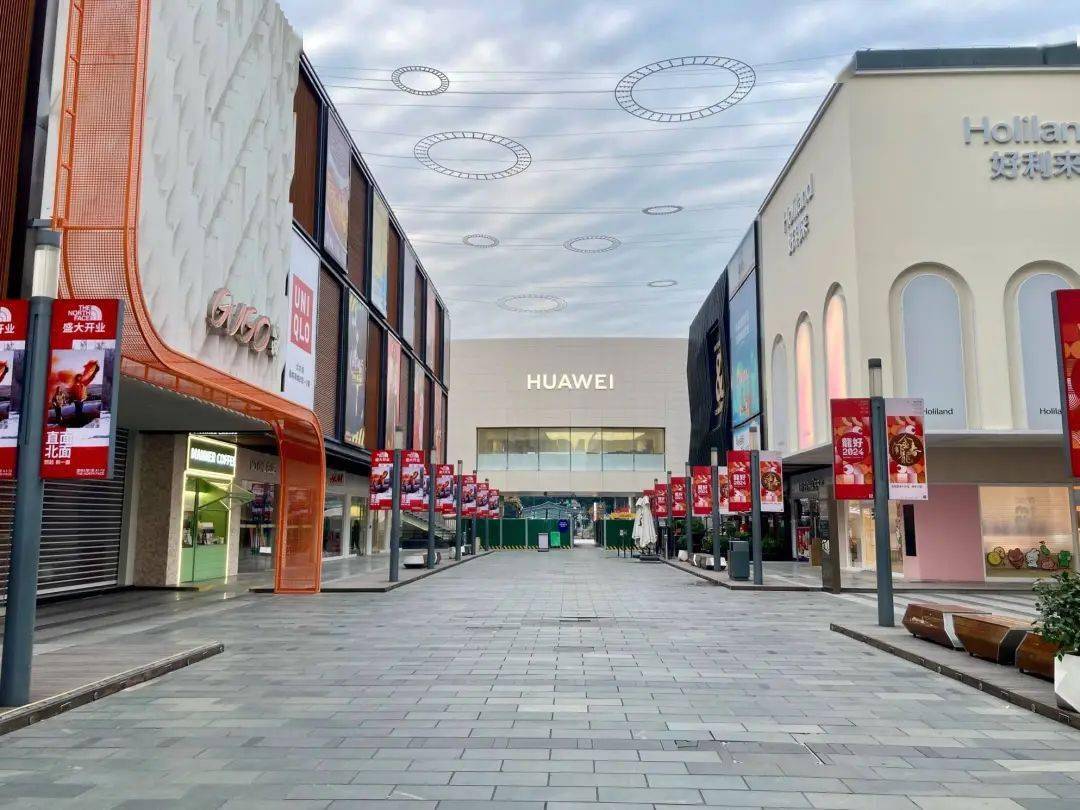 宁波新世界k11外观被网友嘲像蛇皮,看得人生理不适!