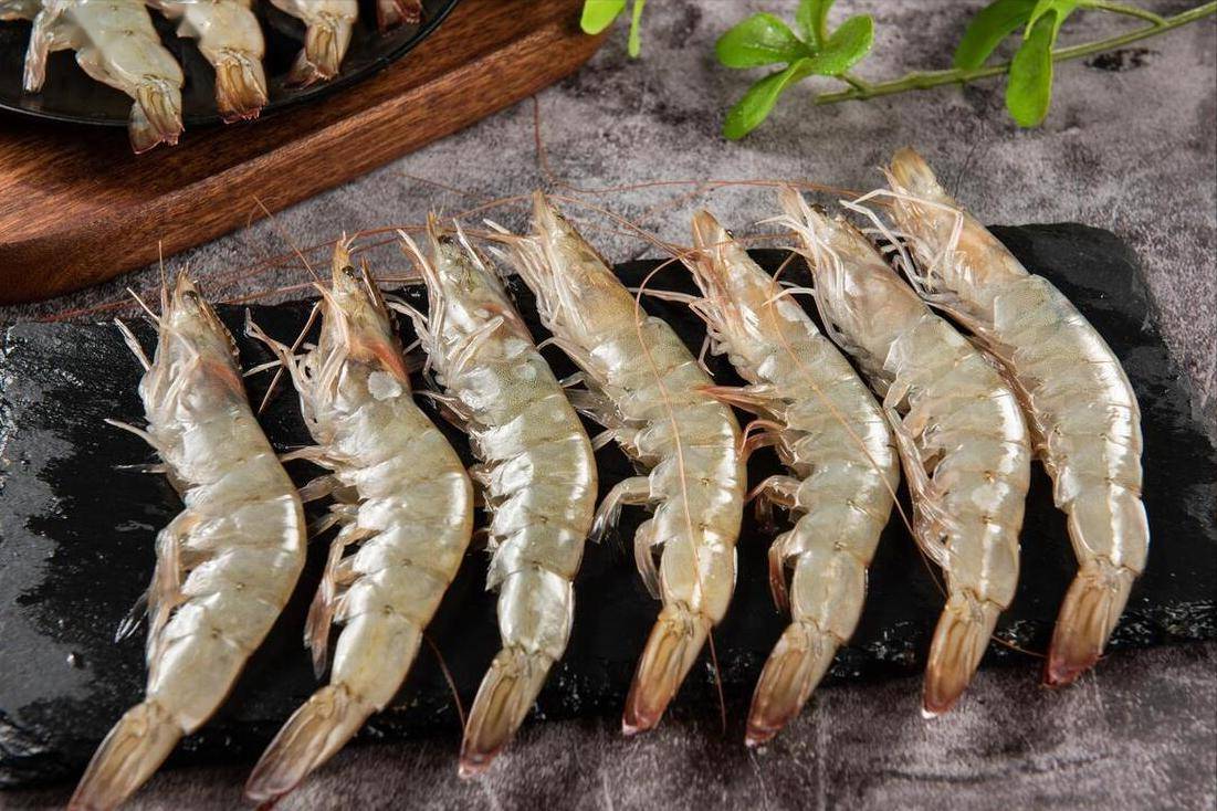 保存大虾,切忌直接冻冰箱,渔民分享1招,保存更久,肉质更鲜甜_冷冻