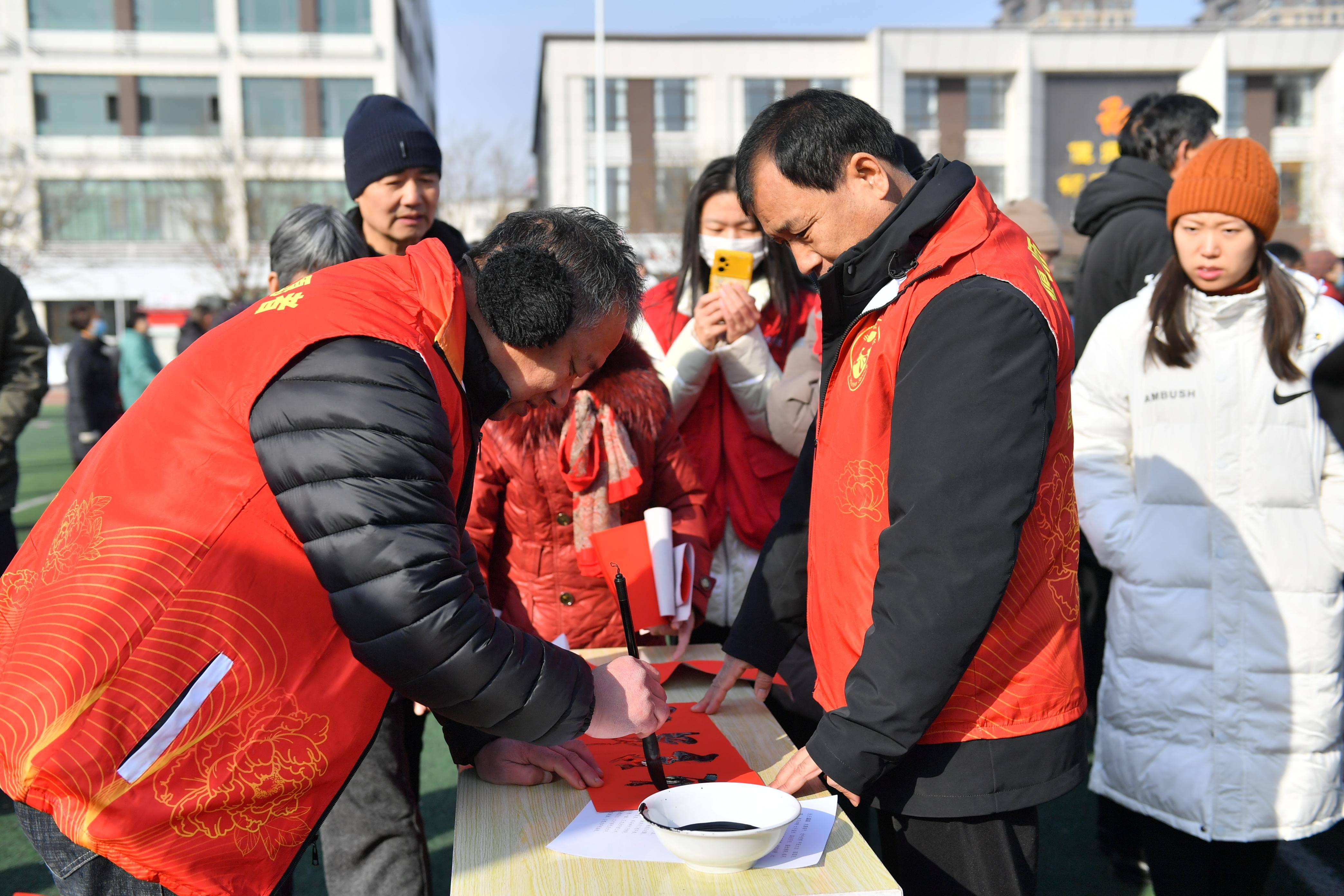 了2024年偃师区春节文化活动及"玄奘故里·龙马迎春"游园会筹备情况