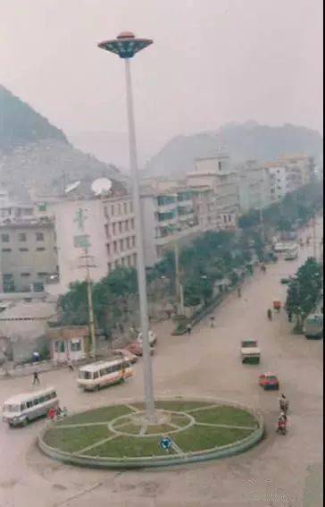 六枝街心花园的变迁_记忆_城市_时代