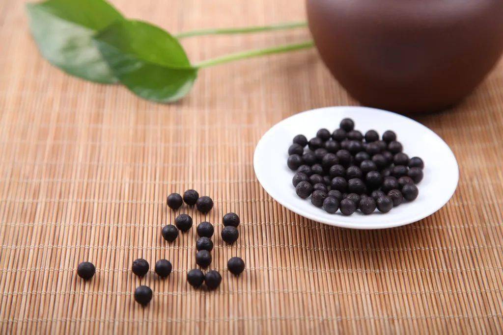 早上逍遥丸疏肝,晚上归脾丸健脾!中医的养生智慧,真的有效吗?