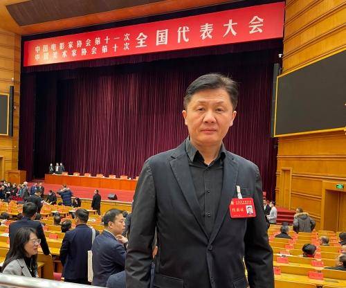 山东美术馆馆长杨晓刚当选中国美术家协会理事_山东省_cm_中国美协