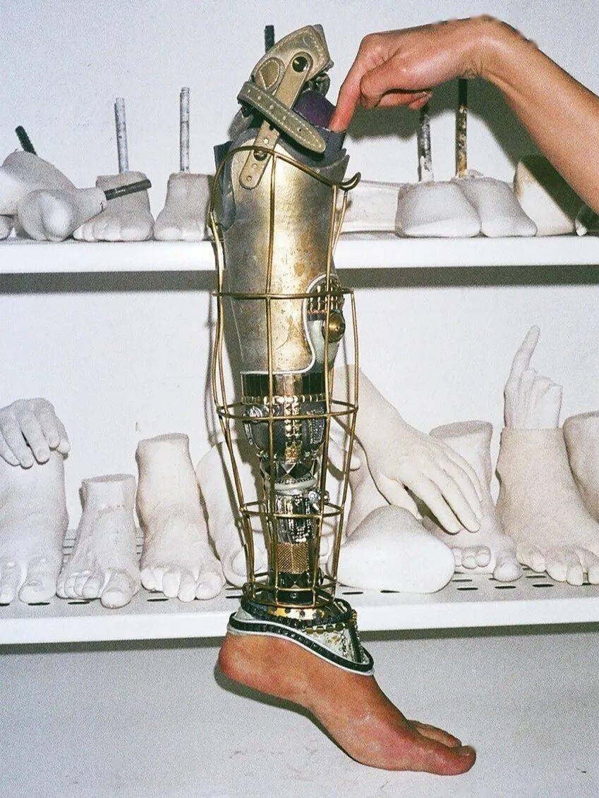 机械姬照进现实,关于假肢时尚背后的适应性设计