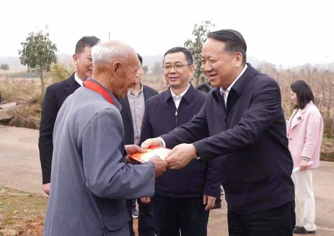 谢德强到抚州东乡走访慰问_工作_情况_小璜镇