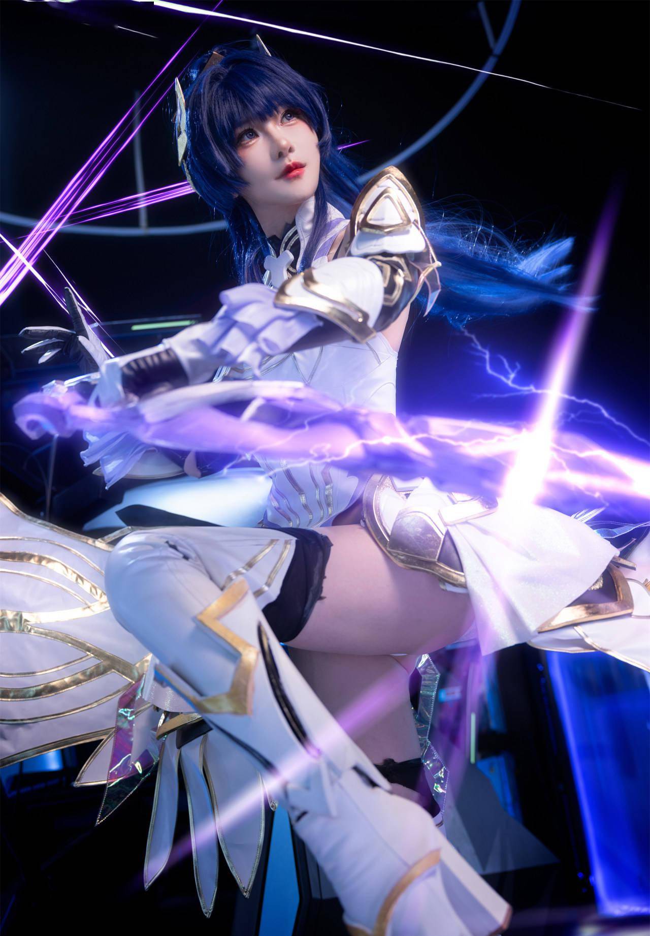 《崩坏3》雷电芽衣cosplay_泛电竞