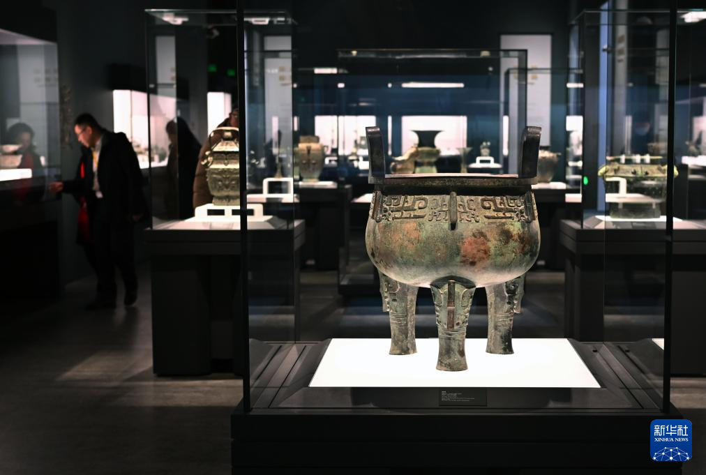 上海博物馆东馆启用 中国古代青铜馆率先开放_刘颖_世纪_黄浦江