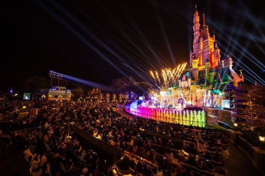 香港迪士尼携手郎朗呈现奇妙一夜,今年春节香港游热潮有望再现_乐园