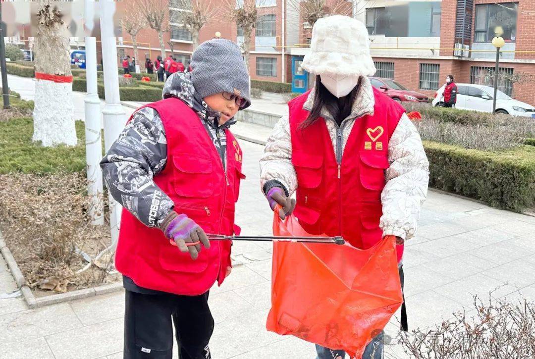 活动相册撰 稿:徐钰茜图 片:王宏志,郭 伟,陈玉莹 等王宏志,孙锡坤,郭