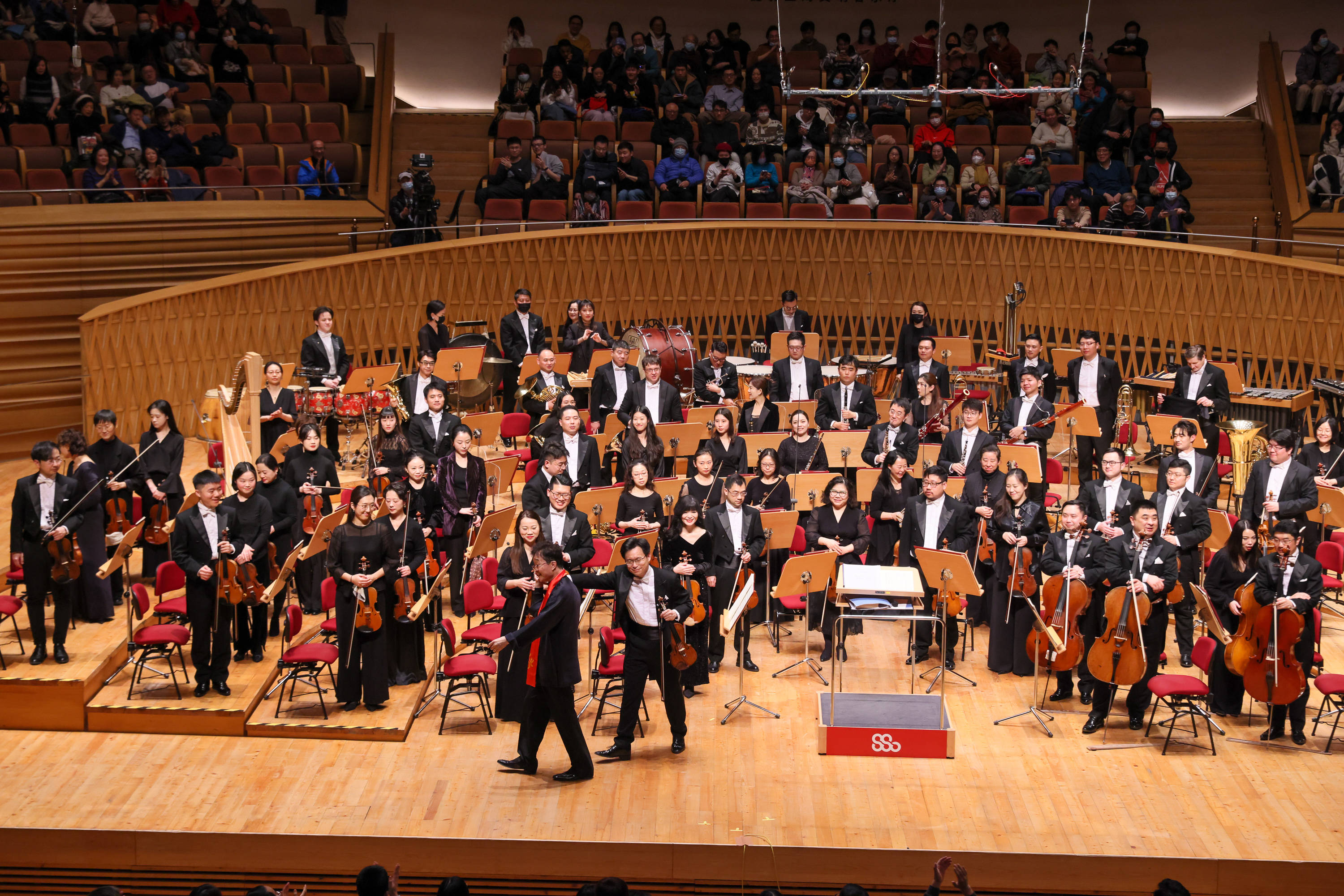 这场新春音乐会,"让民族的遇见世界的"_观众_上海_剪纸