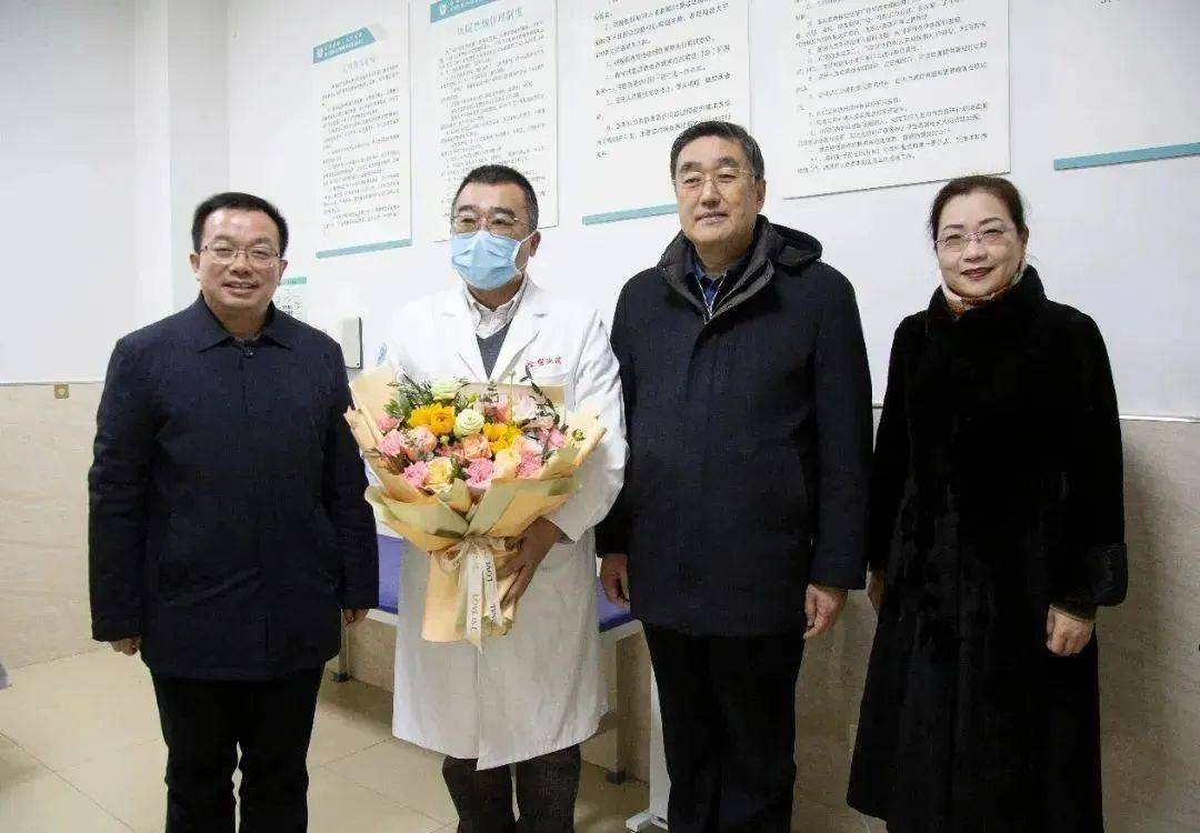 我院结对帮扶泗洪分院"专家工作室"揭牌_徐医_附院_王平