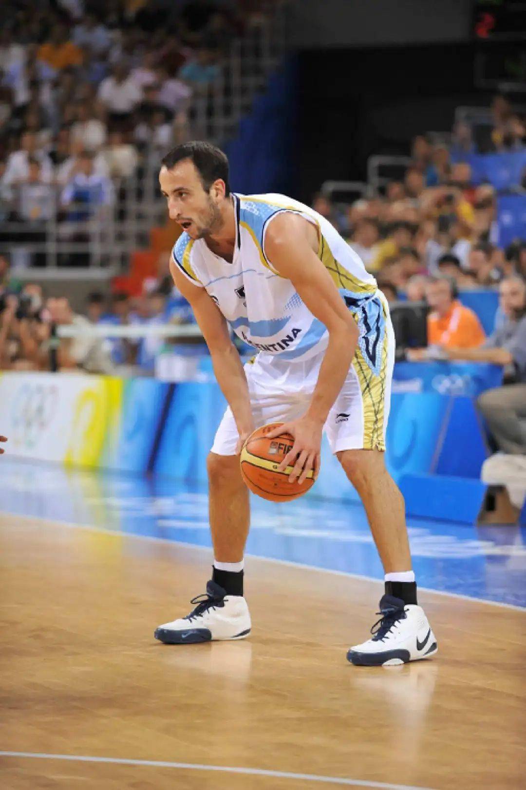 吉诺比利_球鞋_秃子