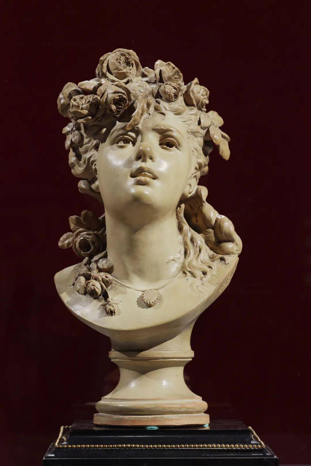 被誉为法国最伟大雕塑家,大师罗丹的作品亮相闵行!_展览_艺术_场景