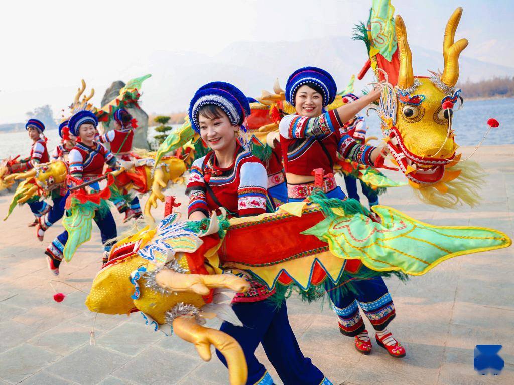 有一种年味儿,叫白族"板凳龙"_洱源_大理_动作