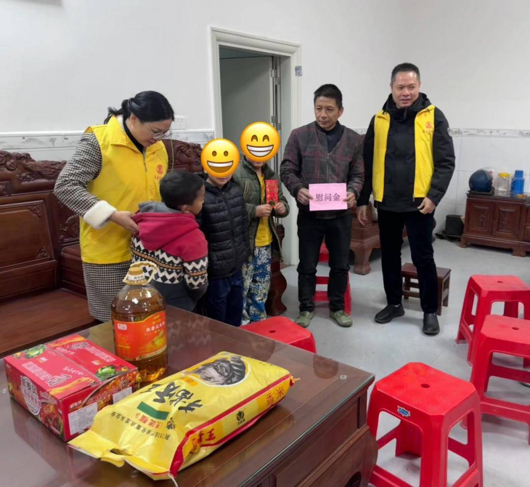 副县长梁小霞走访慰问困境儿童_塘步镇_孩子_情况