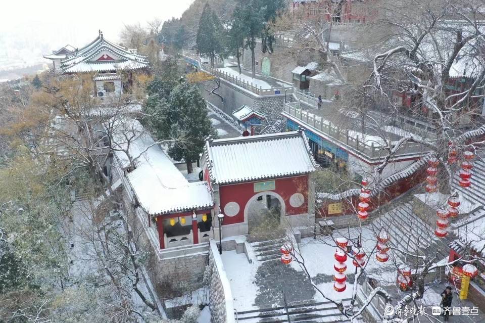 绵阳千佛山雪景图片