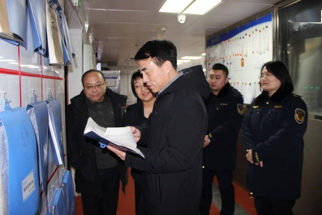 2月4日,旗委常委,旗委机关党委书记,旗委办公室主任段志国深入内蒙古