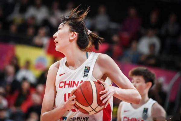 新年首胜！中国女篮狂胜47分
