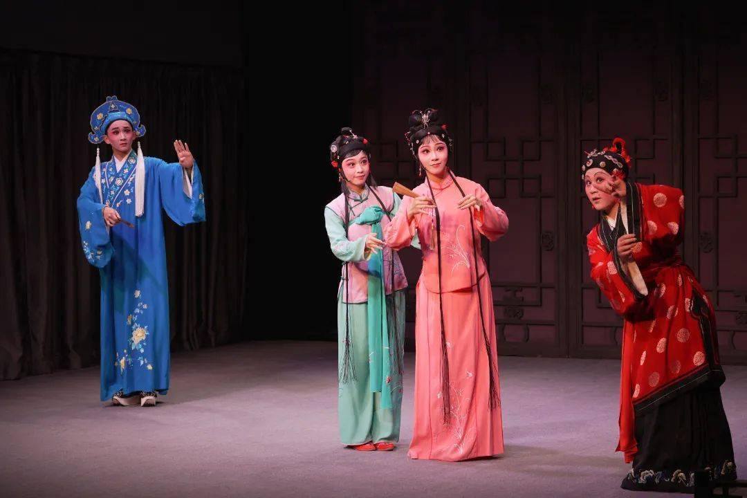 "龙腾东海·福满泉州"民俗踩街阵容剧透!