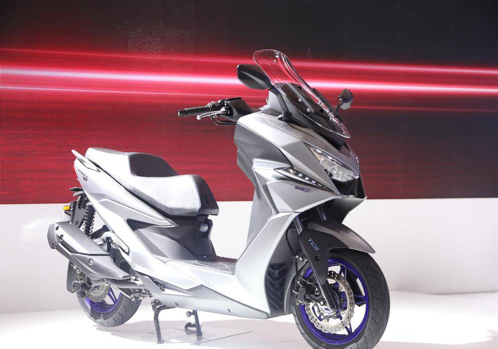 摩托 摩托车 1000_700