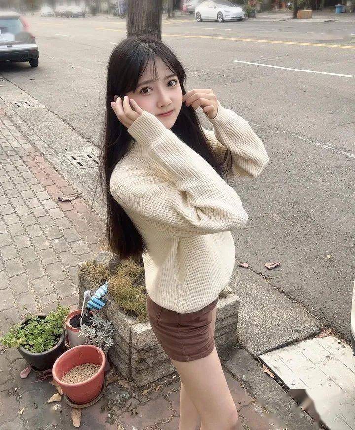 p 联赛攻城狮队的啦啦队队员:宸宸,我觉得她属于那种邻家少女的风格.