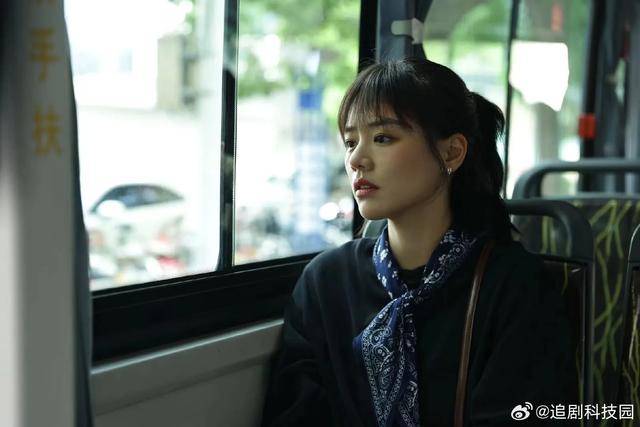 这才是纯天然美女啊!马思纯无修剧照美到爆,青春疼痛文女主脸