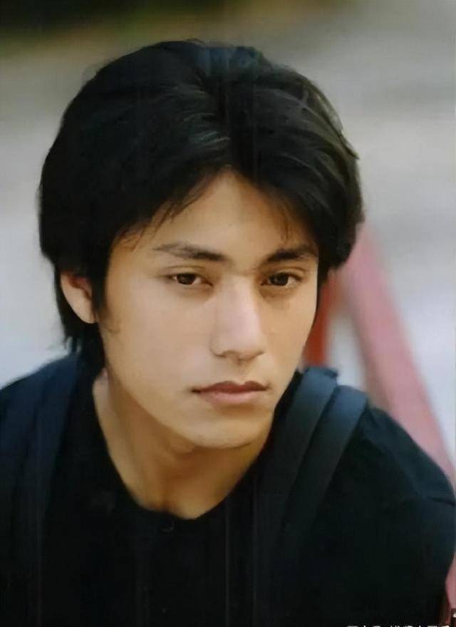 "影帝"陈坤,独自带娃二十多年,隐瞒生母,四十多依旧