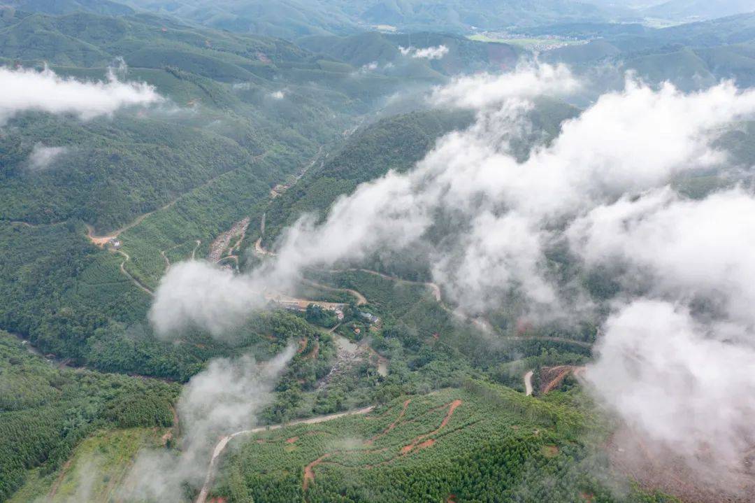 肇慶這個地方,登上了人民日報!_懷集_溪水_大山