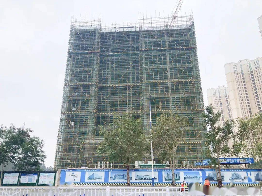 四建公司北海生态环境监测中心技术业务用房项目顺利实现主体结构