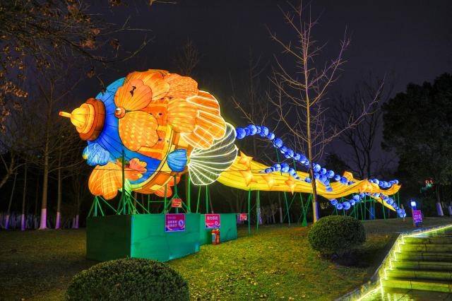 2024灯会庙市 | 绚烂依旧 灯会庙市带你科幻过新年_灵感_未来_融合