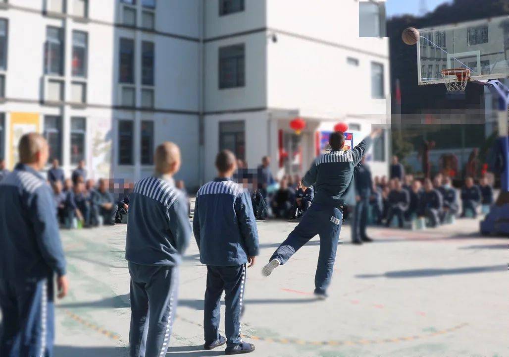 六盘水监狱组织罪犯开展系列活动欢度春节_改造_教育