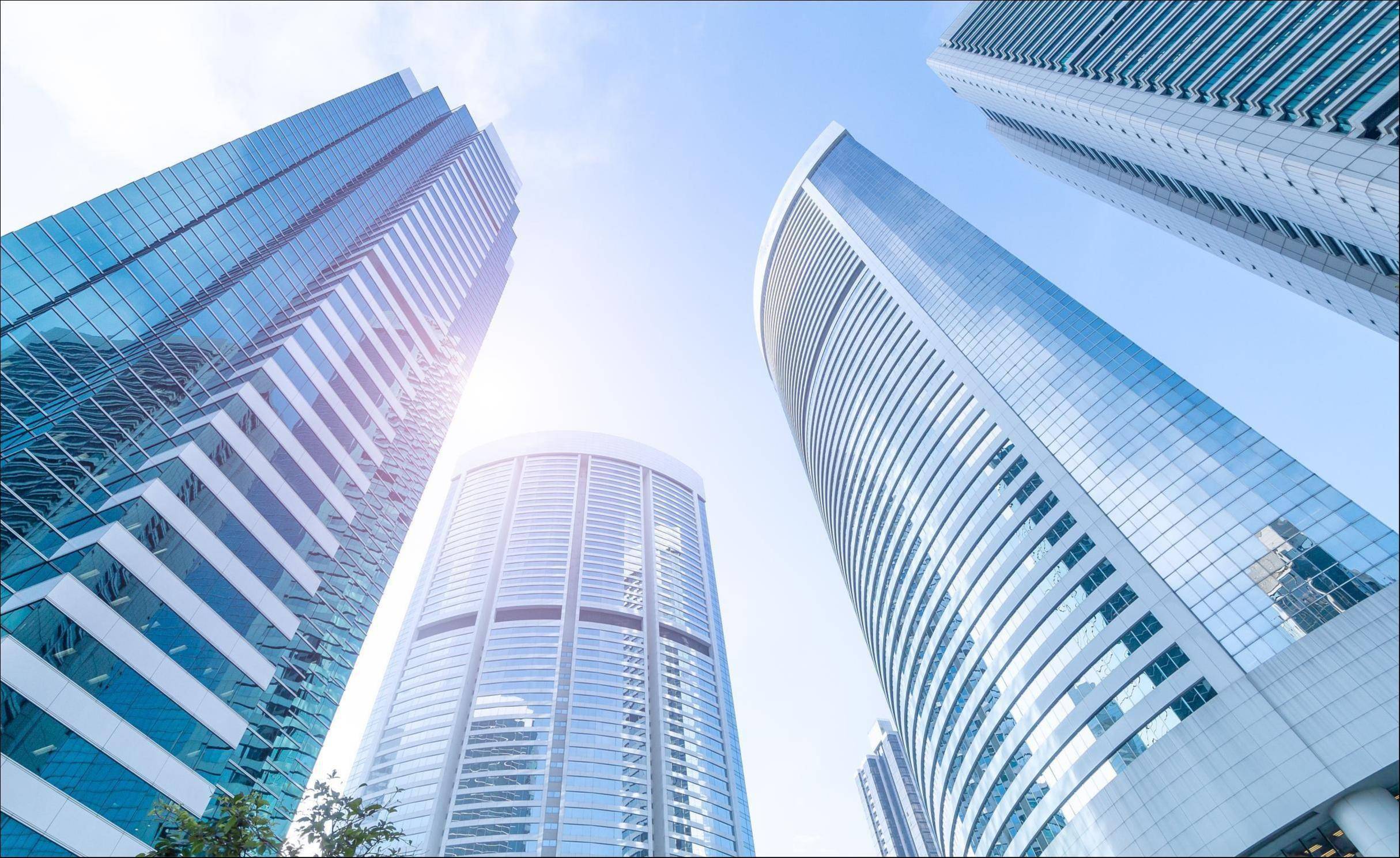 3%,降至1373美元,连续五个月环比下降;空置率为6.5%