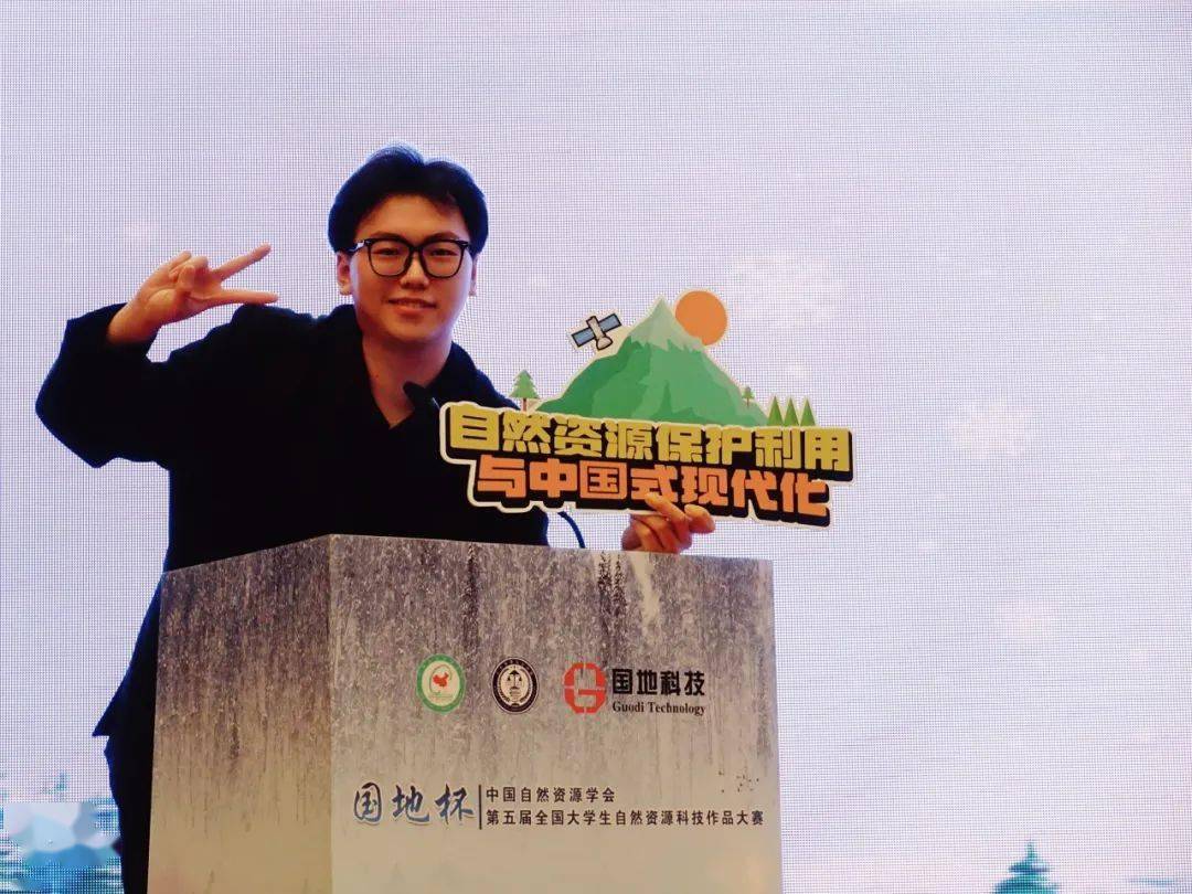 他们以理想为帆,以实干为桨