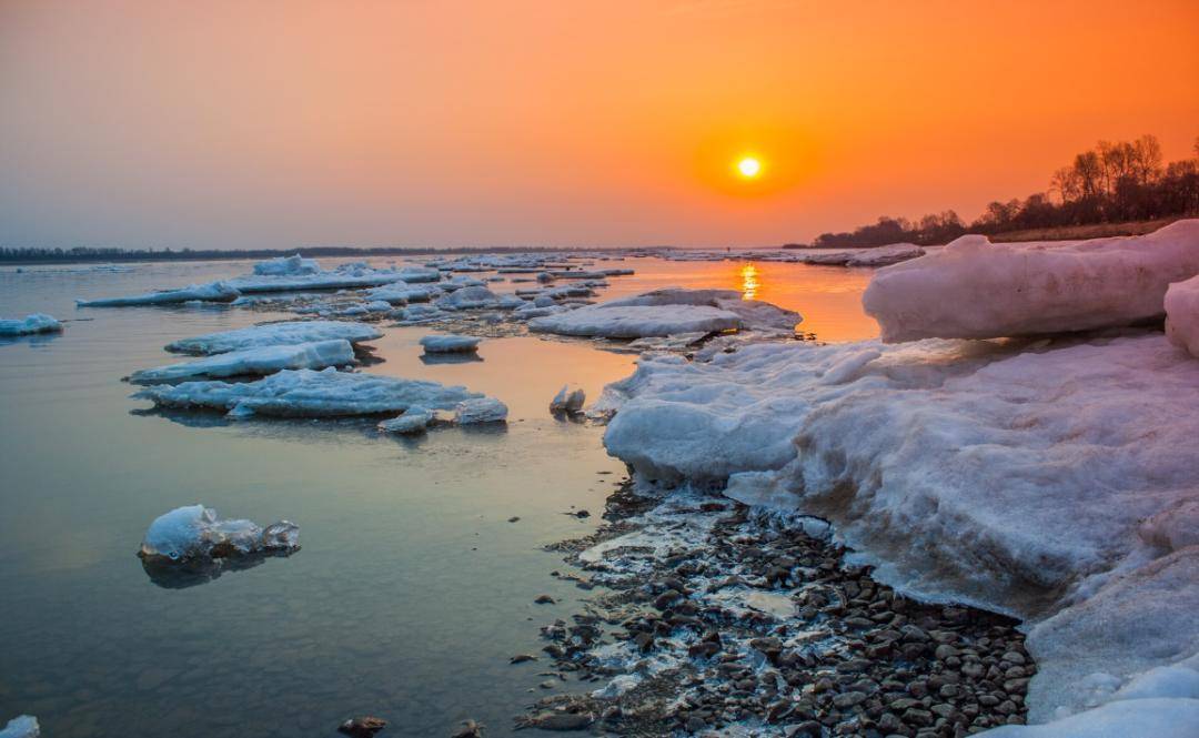 嘉荫的冬季风景_黑龙江_山林_冰雪