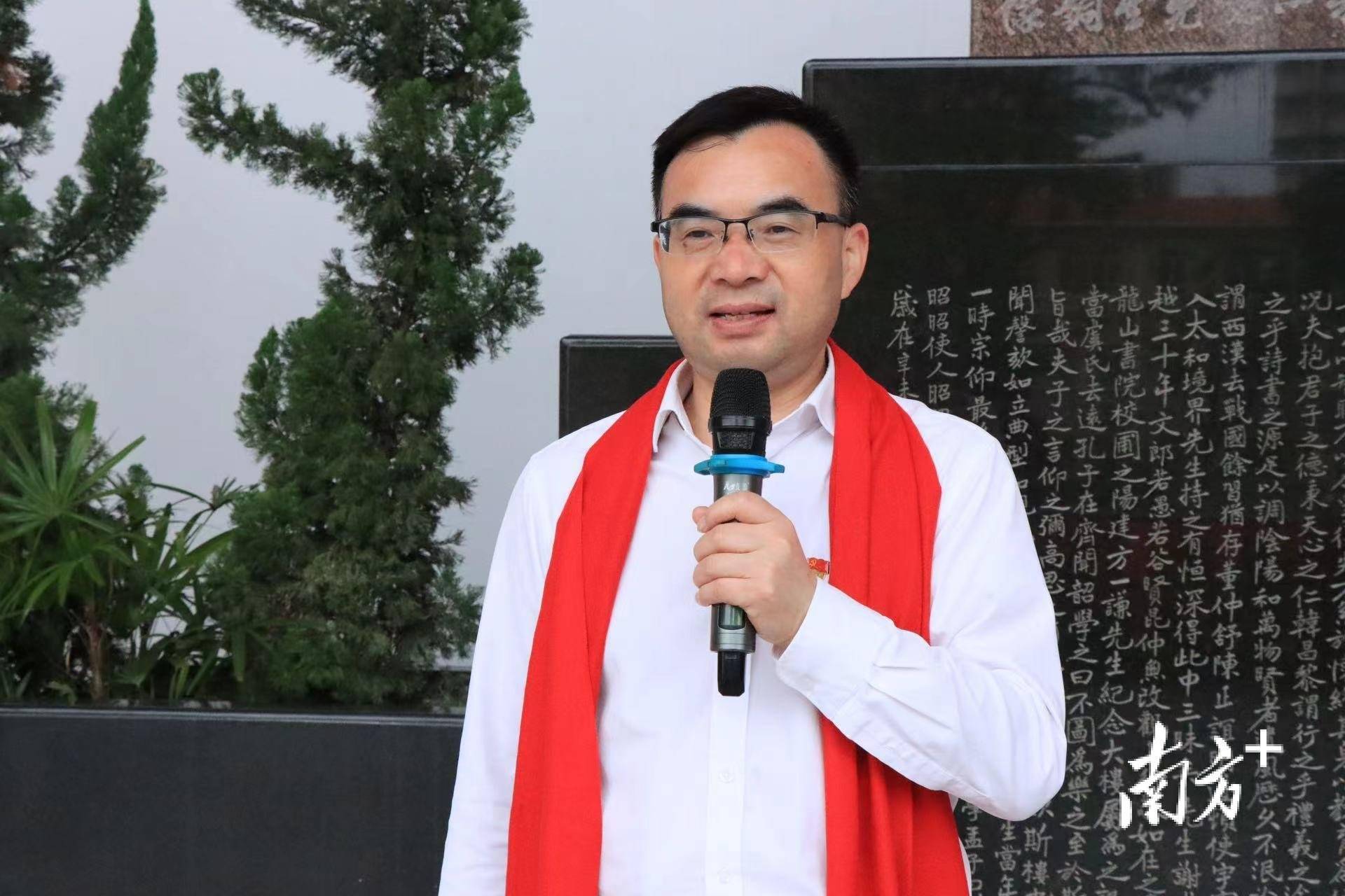 开学第一课,哪位中山校长的致辞最打动你?_时代_董再明_生活