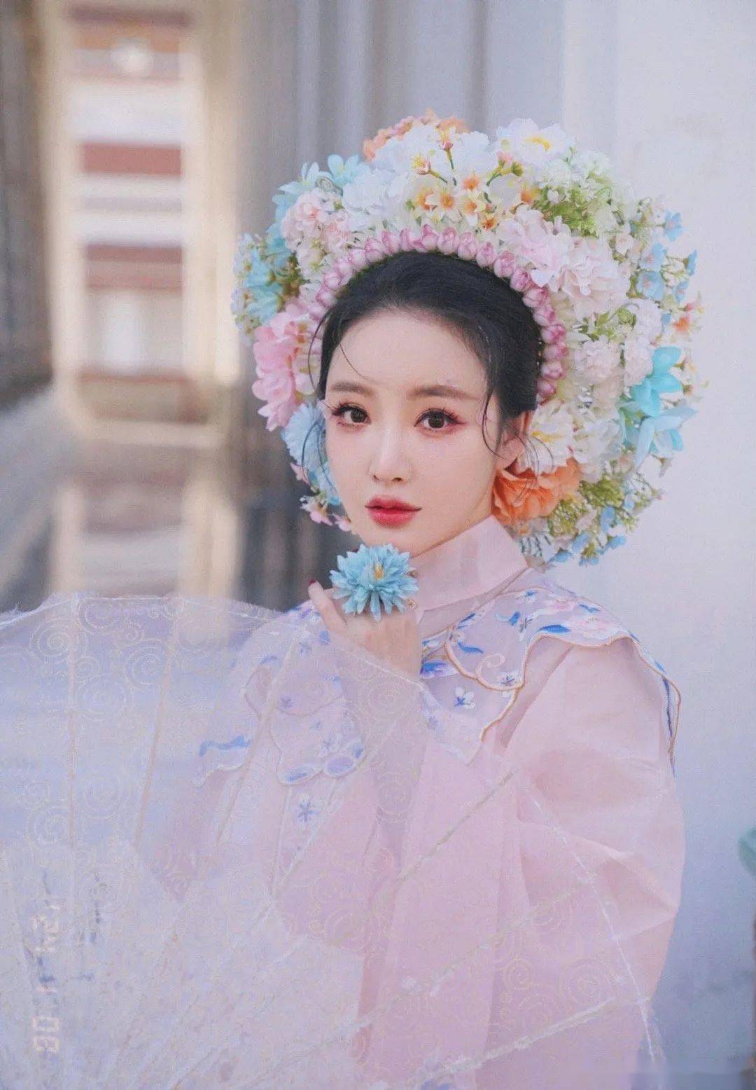 知名女演员曝光→_刘雨欣_网友_治安