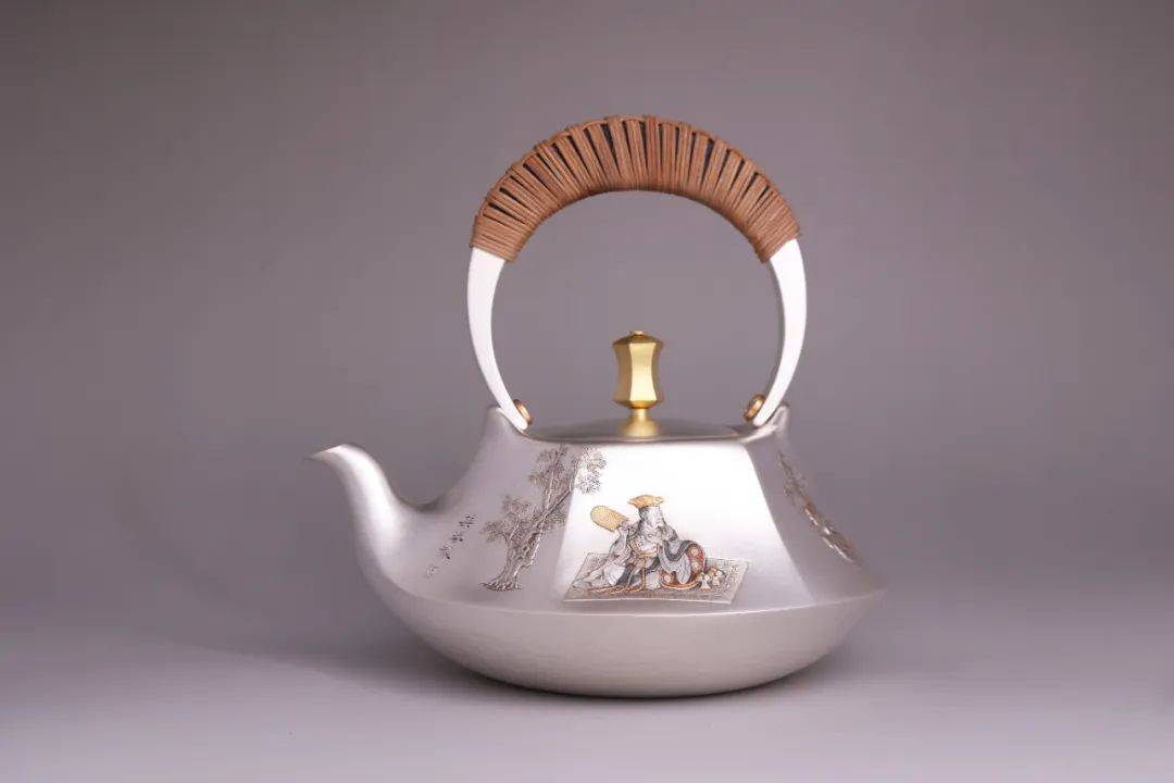 畲族银器锻制技艺代表性传承人林陵祥:千锤万击的匠心_创作_作品_工艺