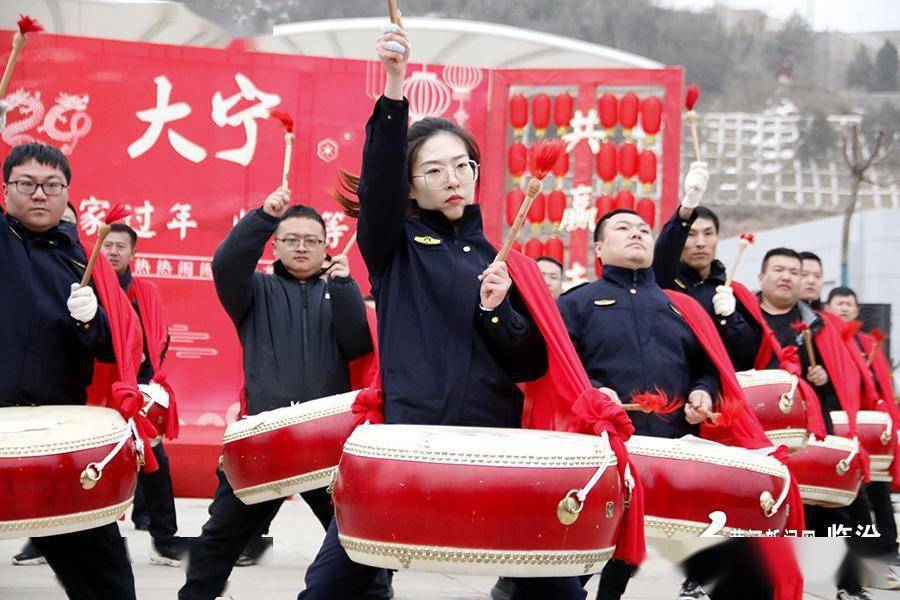 三晋春来早|舞动全城闹新春 大宁接龙_表演_佳节_舞台