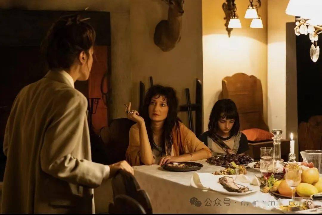 看剧学意语:意大利电影《马塞尔》2022 一部关于母女关系与成长的温情