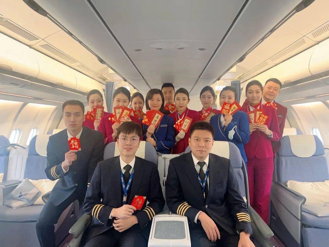 团圆饭作者:陈玲单位:福州空港简介:继续展望未来每一天最好的我们