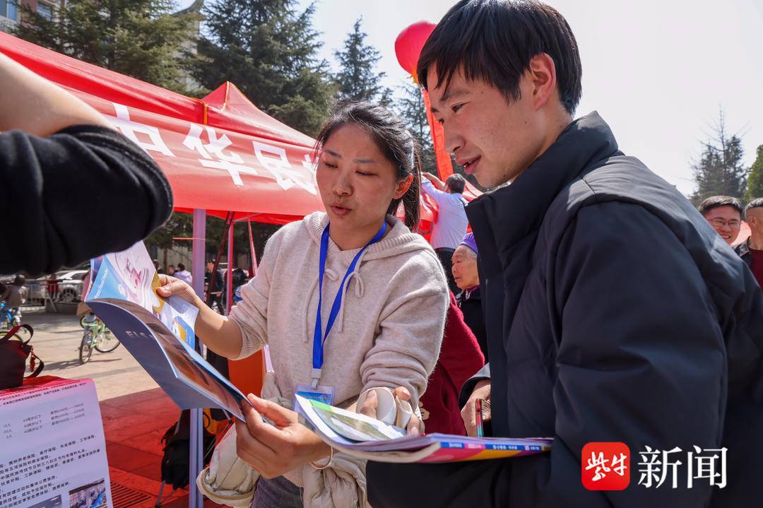 视频| 把岗位送进深山,扬州江都"红石榴就业行动"踏