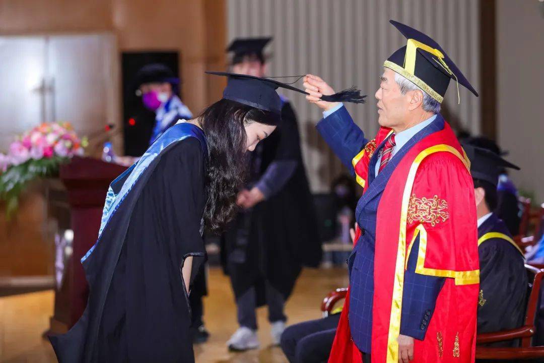 升学学校包括耶鲁大学,纽约大学,新加坡国立大学,中国科学技术大学