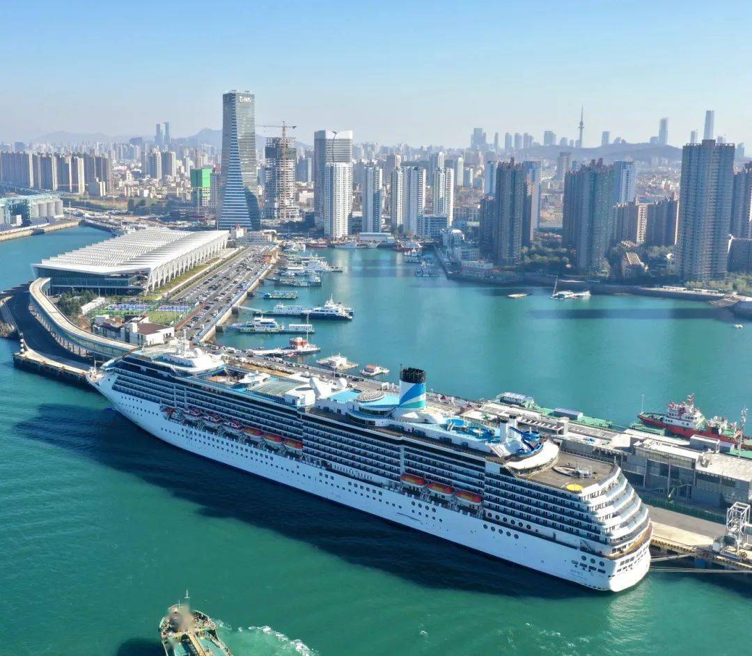 超五星级"水上度假村"——德国"欧罗巴"号即将来青,青岛访问港邮轮
